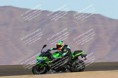 media/Dec-17-2022-SoCal Trackdays (Sat) [[224abd9271]]/Turn 12 Inside Distant (1025am)/